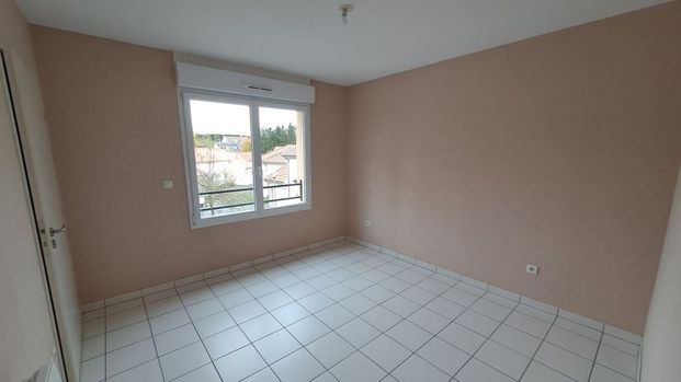 Location appartement T3 66.90m² à Chigny-les-roses (51500) Loyer CC * : 584.05 € Réf : ER.24386 - Photo 1