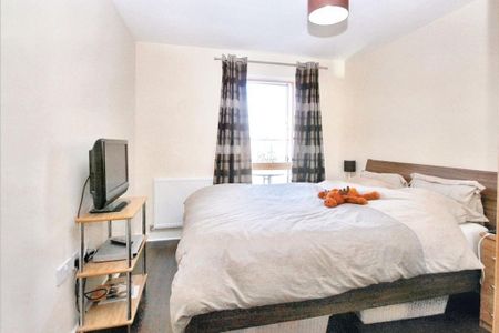 2 bedroom flat to rent - Photo 3