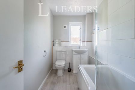 1 bedroom maisonette to rent Wheeler Road, Maidenbower, Crawley, RH10 - Photo 3