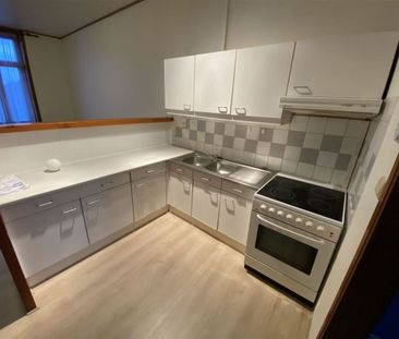 Appartement te huur in Péruwelz voor € 595 met 1 slaapkamer - Foto 2