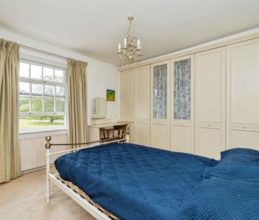 5 bedroom detached house to rent - Photo 4