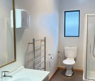 11 Hay Street, Bromley - Photo 3