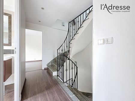 Location maison 5 pièces, 158.00m², Nanterre - Photo 3