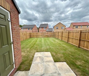 3 bedroom semi-detached house to rent - Photo 6