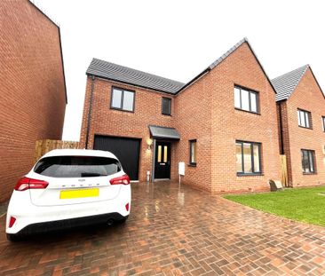 4 bedroom detached house to rent - Photo 4