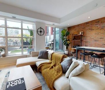 Furnished Condo Rental - Stylish 1 Bed, 1 Bath Loft, Private Patio - Photo 1