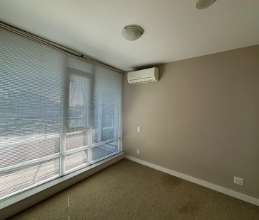 5511 Hollybridge Way condo — Richmond, BC (1-Bedroom) - 1 Bedroom - Photo 2