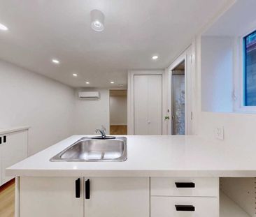 14 Salem Avenue apartment — Toronto, ON (1-Bedroom) - 1 Bedroom - Photo 5