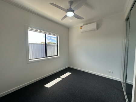 5 Vincira Crescent, Paralowie SA 5108 - House For Rent | Domain - Photo 3