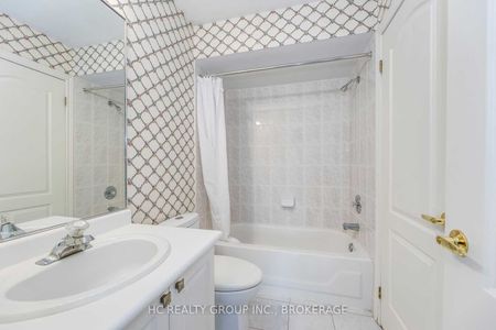 For Lease - 2233 Rockingham Drive, Oakville, Ontario - Photo 5