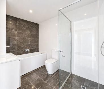 STYLISH & SPACIOUS TWO BEDROOM UNIT! - Photo 3
