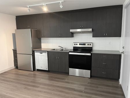 For Lease - 37 Antrim Crescent Unit# 301, Toronto, Ontario - Photo 4