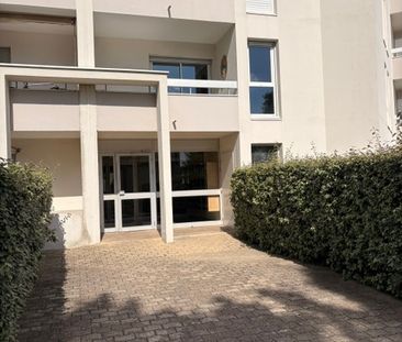 Location Appartement 1 pièce 35m² - Photo 1