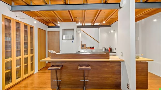 Sophisticated Living - Photo 1