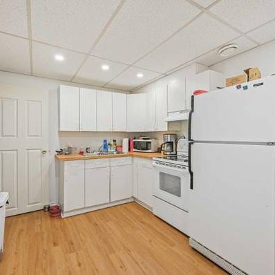 2 Bedroom Basement in Acadia - Photo 1