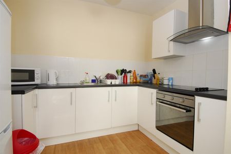 9 Seaton Avenue Flat 4, Plymouth - Photo 4