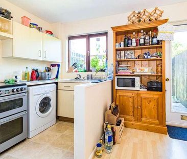 Broad Hinton, Twyford, Reading, RG10 - Photo 2