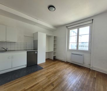 Location Appartement 1 pièce 18m² NANTES 44000 - Photo 2