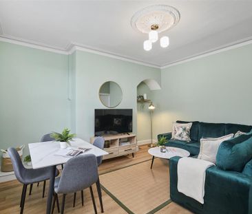 3 bedroom semi-detached house to rent - Photo 3