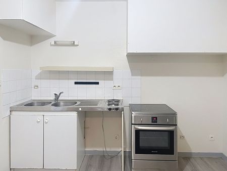 Location Appartement 1 pièce 32m² LA ROCHELLE 17000 - Photo 5