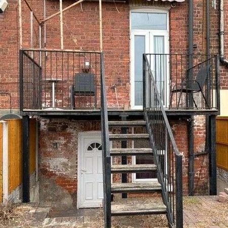 Balby Road, DN4 - Photo 4