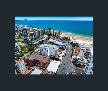 If you were any closer to the beach, you would be in the water! - Photo 2