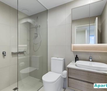 Modern Apartment for Rent in Prestigious Ascot Green – Tranquil Liv... - Photo 6