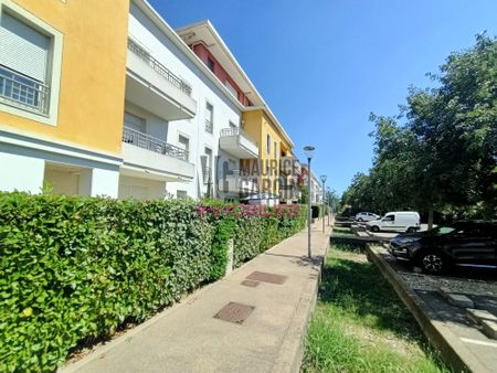 A LOUER - APPARTEMENT CAVAILLON - 3 pièces 72.04m² - Photo 3