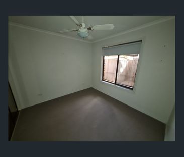 Super Location - Photo 2