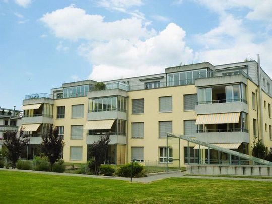 Lichtdurchflutete Wohnung à ca. 100m2 - Foto 1