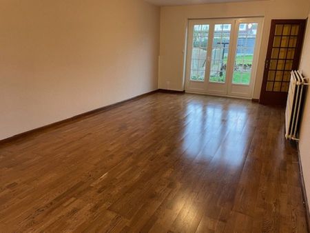 A HOLNON PAVILLON SEMI MITOYEN 3 CHAMBRES JARDIN ET GARAGE - Photo 5