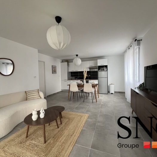 T3 AVEC TERRASSE ET DEUX PARKINGS - Photo 1