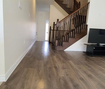 For Lease - 84 Callandar Road, Brampton, Ontario - Photo 4