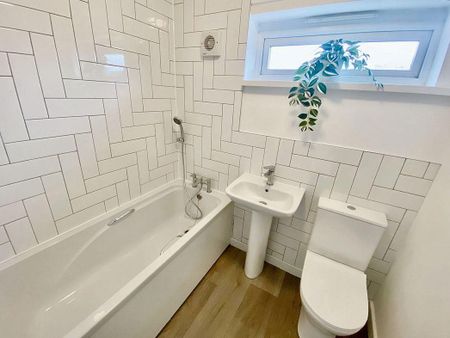 3 bed terraced house to rent in NE63 - Photo 4