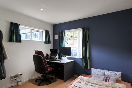 Riverside Living - Photo 4