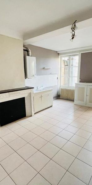 Location Appartement 2 pièces 75m² MACON 71000 - Photo 1