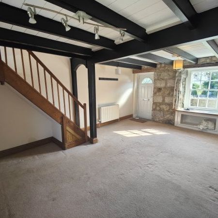 Helston, Helston, TR13 - Photo 1