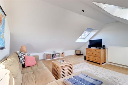 Penthouse te huur in Etterbeek - Photo 4