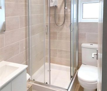 6 bedroom terraced house to rent - Photo 4