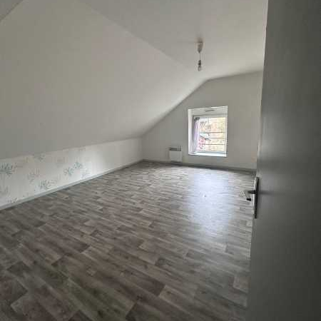 Location : Appartement 2 pièces 52 m2 – HERICOURT - Photo 1