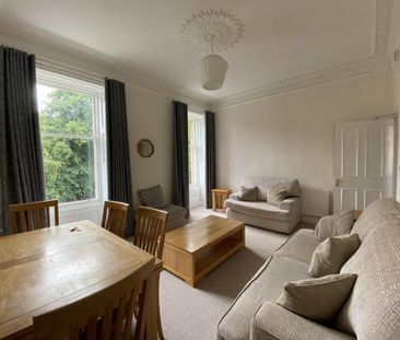 4 bedroom flat to rent - Photo 3