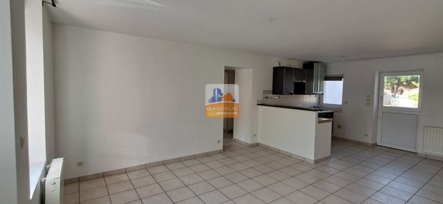 Location Maison 6 pièces 93m² - Photo 1