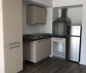 Location Appartement 2 pièces 39m² FLEURY SUR ORNE 14123 - Photo 5