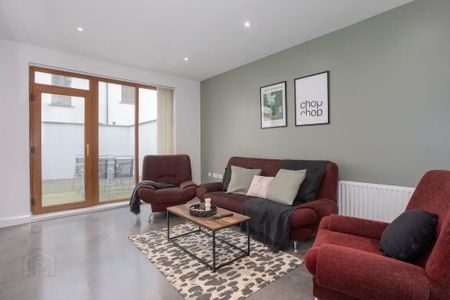 Room 3, Epworth Street, Belfast, BT5 4QR - Photo 2