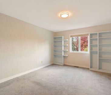 For Lease - 17 Solace Court, Overbrook - Castleheights and Area, On... - Photo 6