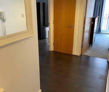 2 bedroom property to rent - Photo 1