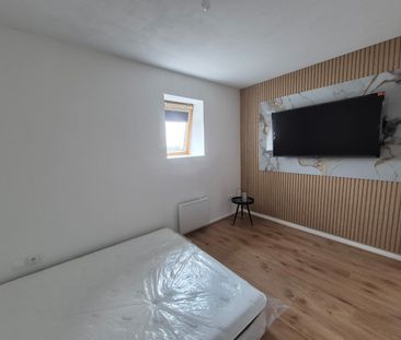 Location Appartement 2 pièces 49m² AVION 62210 - Photo 1