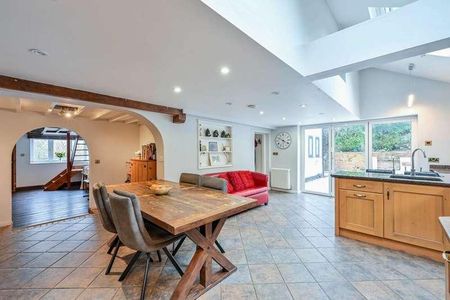 Aldershot Road, Guildford, GU3 - Photo 5