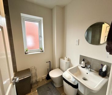 DunnLane, Mickleover, DERBY - Photo 5