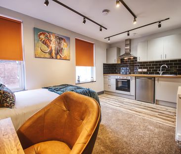 North Street Room 6 - Photo 4